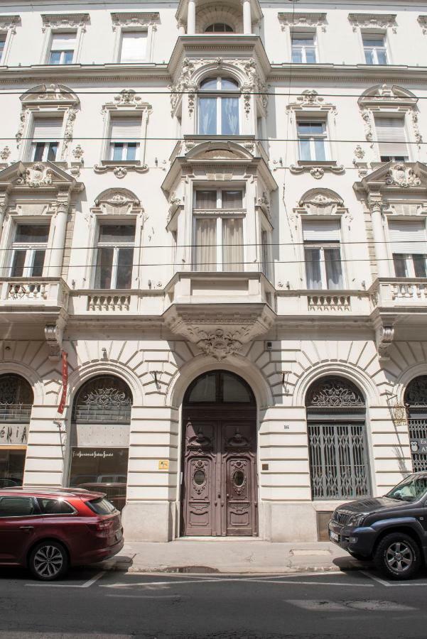 Luxury Apartment By Hi5 - Kalman Imre Suite Budapest Exterior photo
